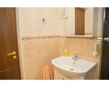 VIP House - 105
