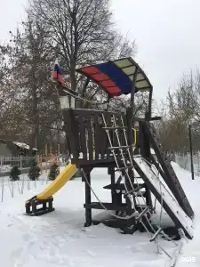 У Кремля - 85