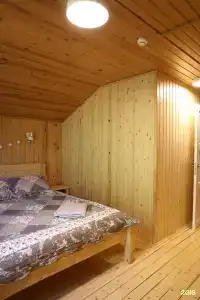Verba House - 100