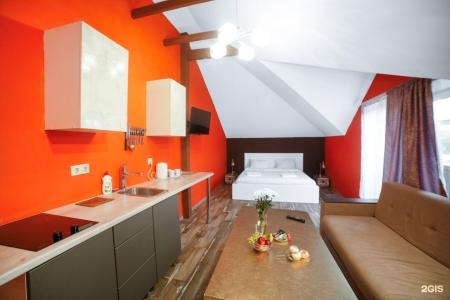 Avia House - 27