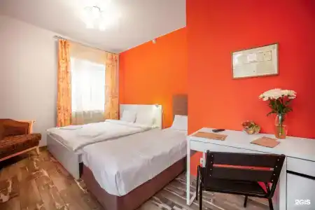 Avia House - 11