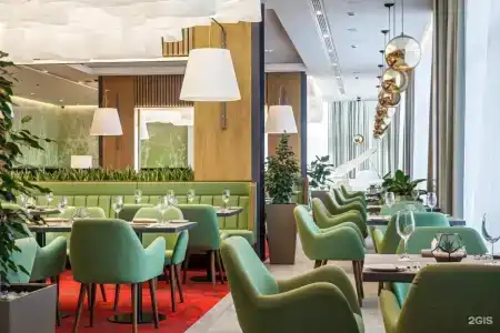 Hilton Garden Inn - 7