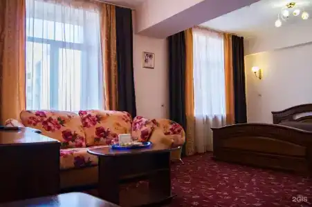 Восток - 2