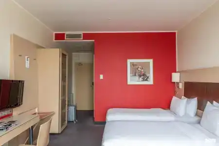 Cosmos Kazan Hotel - 89