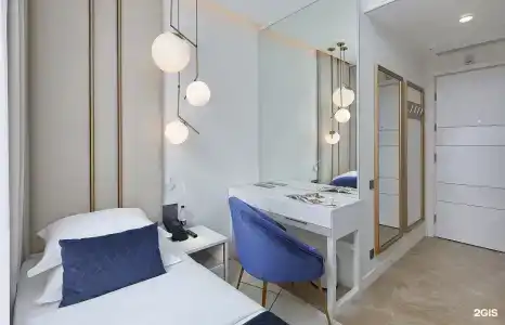 V Hotel - 10
