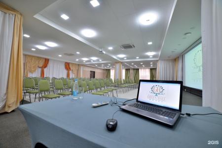Green Hall - 21