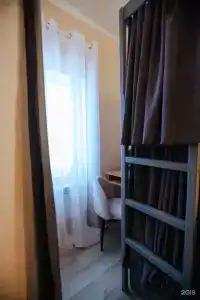 Изба - 12