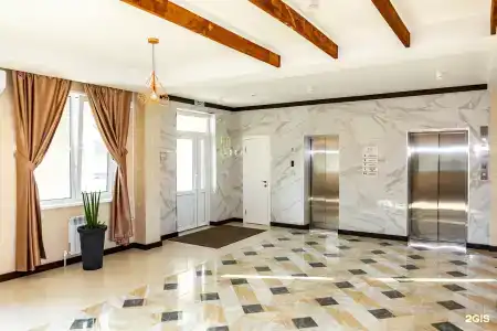 MEGA-HOTEL - 2