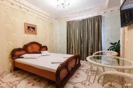 Golden Plaza - 4