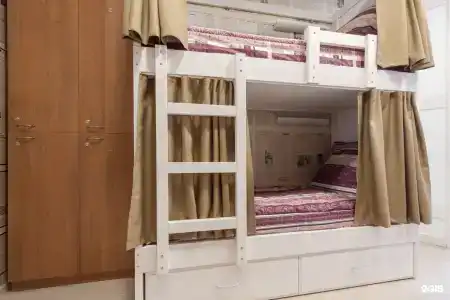 1 Уральских рабочих - 50