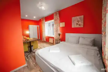 Avia House - 30