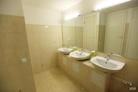 Super Hostel - 60