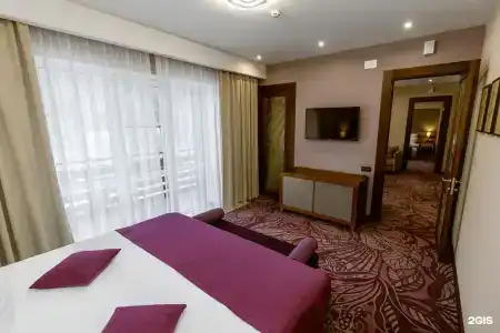 Forrest Terrace - 112