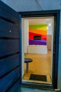 Super Hostel - 39