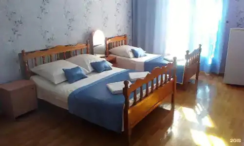 Адель на Островского - 1