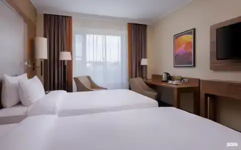 DoubleTree by Hilton - 36