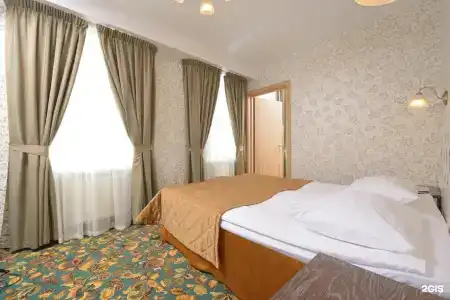 Cronwell Inn Стремянная - 21