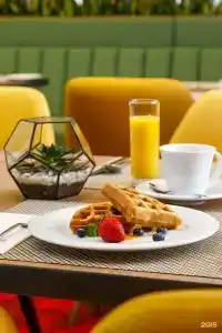 Hilton Garden Inn - 2