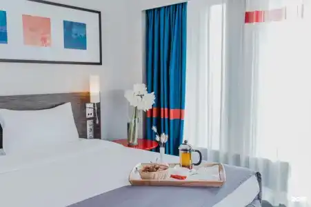 Piter Inn - 77