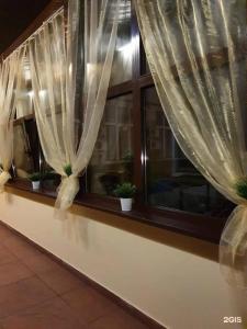 Ideal Home - 24