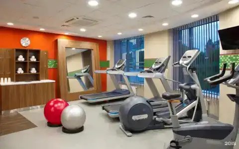 Hampton by Hilton - 42