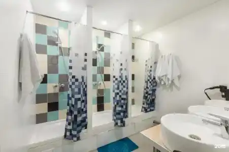 NICE HOSTEL - 14