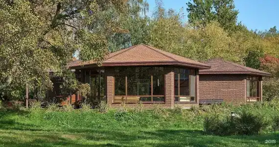 Искра - 33