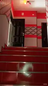 Red Line - 33