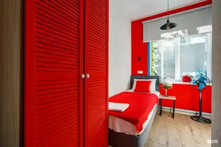 Red Baltic - 40