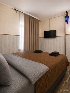 Avia House - 38