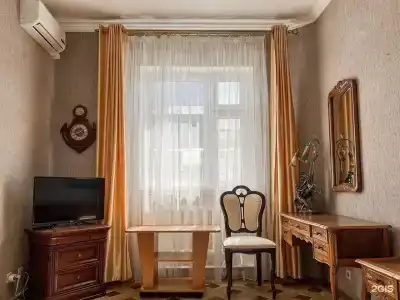 Эмилия - 1