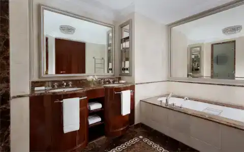 The Carlton - 134