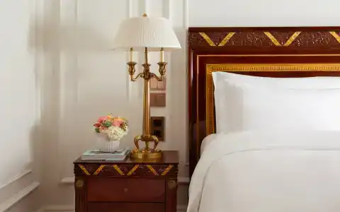 The Carlton - 76