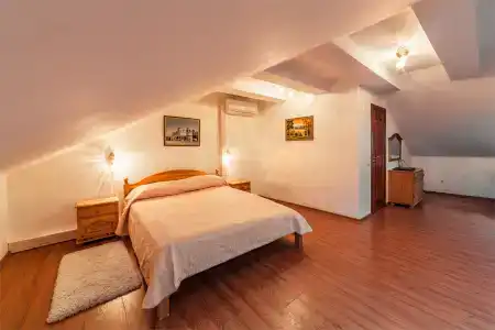 ГТК Театральный - 124