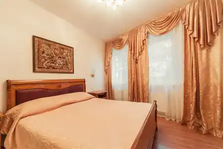 ГТК Театральный - 100