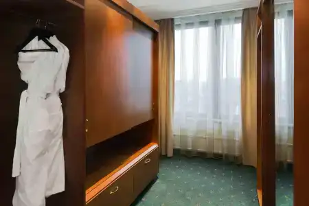 AZIMUT Сити Олимпик - 94