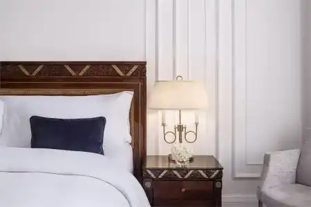 The Carlton - 140