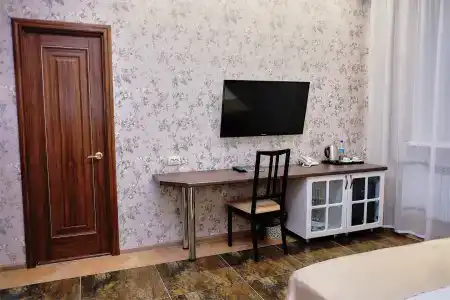 Амур - 198