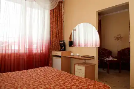 Бережки Холл - 329