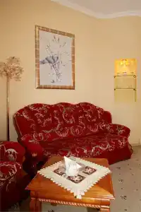 Бережки Холл - 330