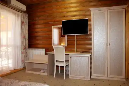 Бережки Холл - 367