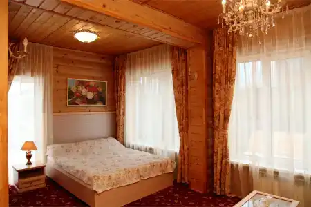 Бережки Холл - 383