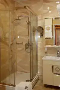 Бережки Холл - 382