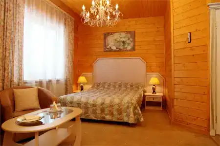 Бережки Холл - 460