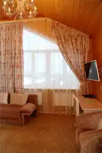 Бережки Холл - 464