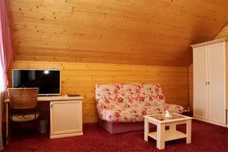 Бережки Холл - 148