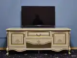 Номер "Премиум" 4 с двухспальной кроватью и двухспальным диваном
