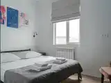 Стандартный двухместный номер (одна двуспальная кровать)