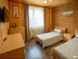 Двухместный стандарт с двумя односпальными кроватями, вид на горы