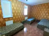Трехместный номер с 3 односпальными кроватями